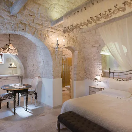 Romantic Trulli ألبيروبيللو