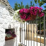 Romantic Trulli Alberobello