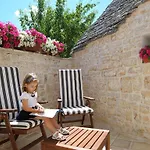 Romantic Trulli