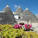 Romantic Trulli Alberobello