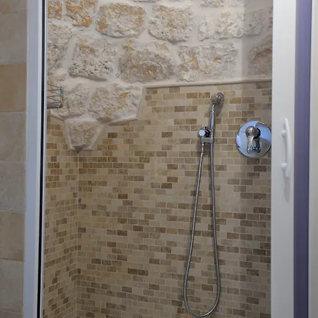 Romantic Trulli Oda ve Kahvaltı