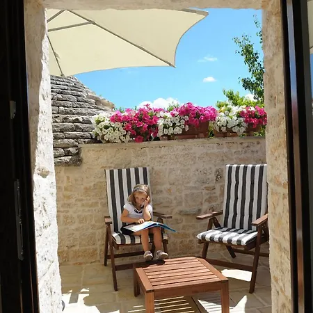 Romantic Trulli Bed and Breakfast 4*