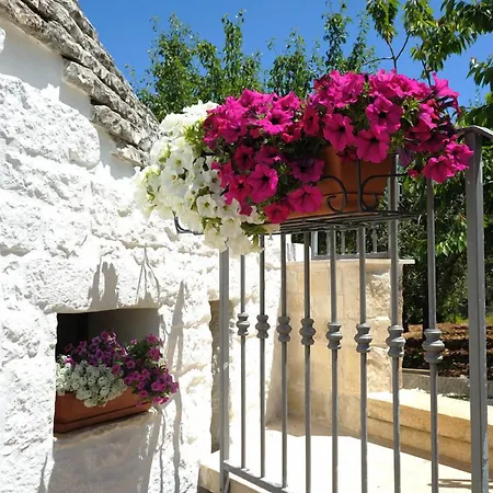Romantic Trulli Alberobello