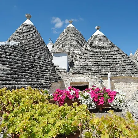 Romantic Trulli Alberobello